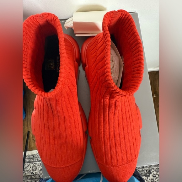 BALENCIAGA KNEE SOCK SNEAKER - Picture 8 of 8